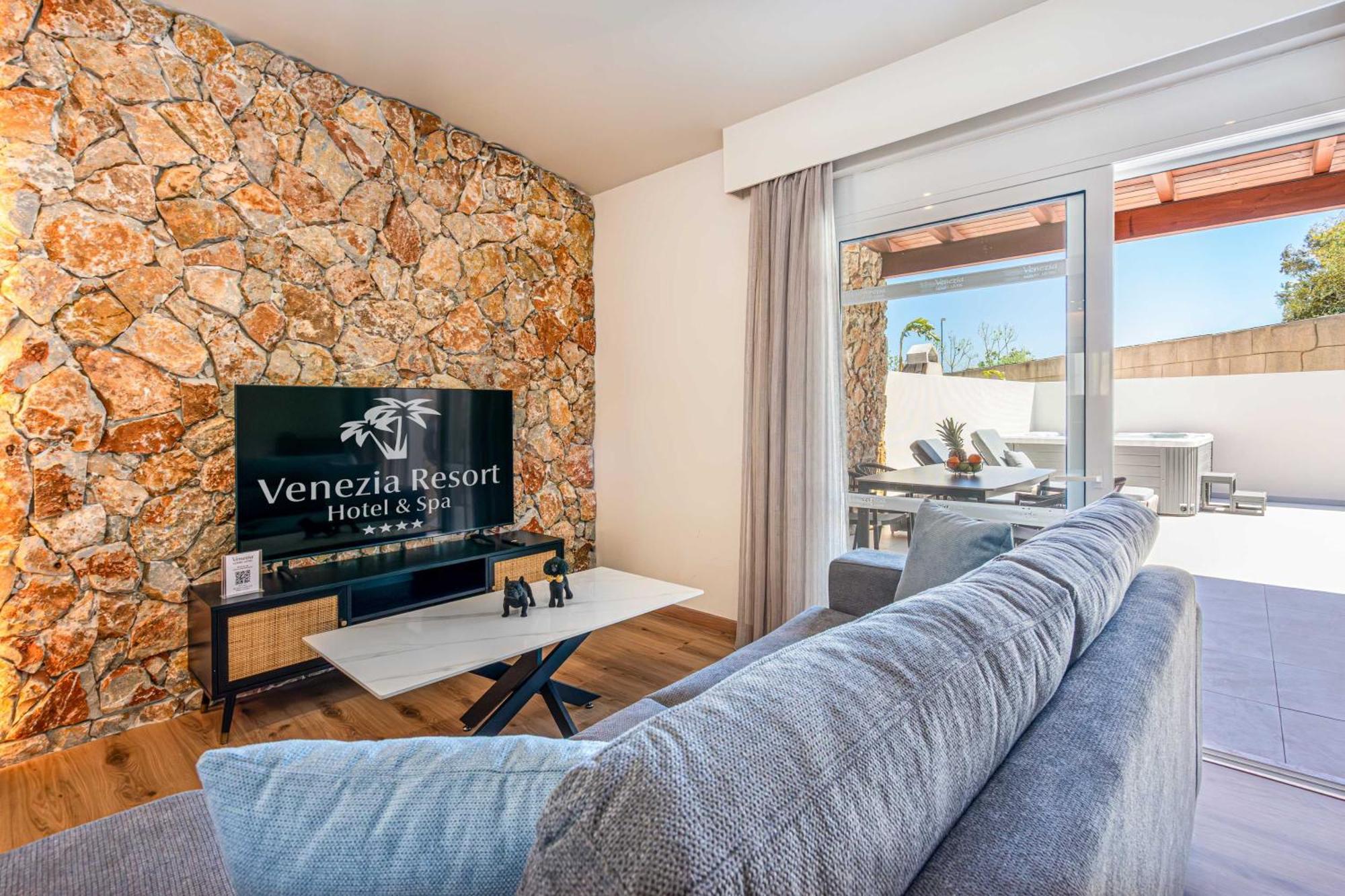 Venezia Luxury Living Villas, פליראקי מראה חיצוני תמונה